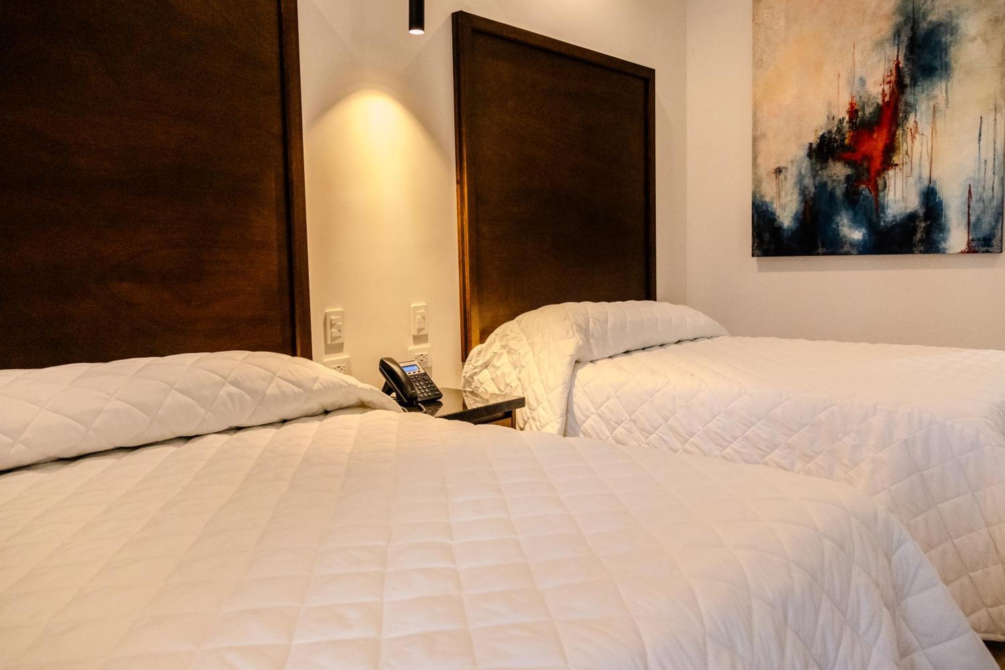 Hotel Gran Avenida, 나보호아 외부 사진